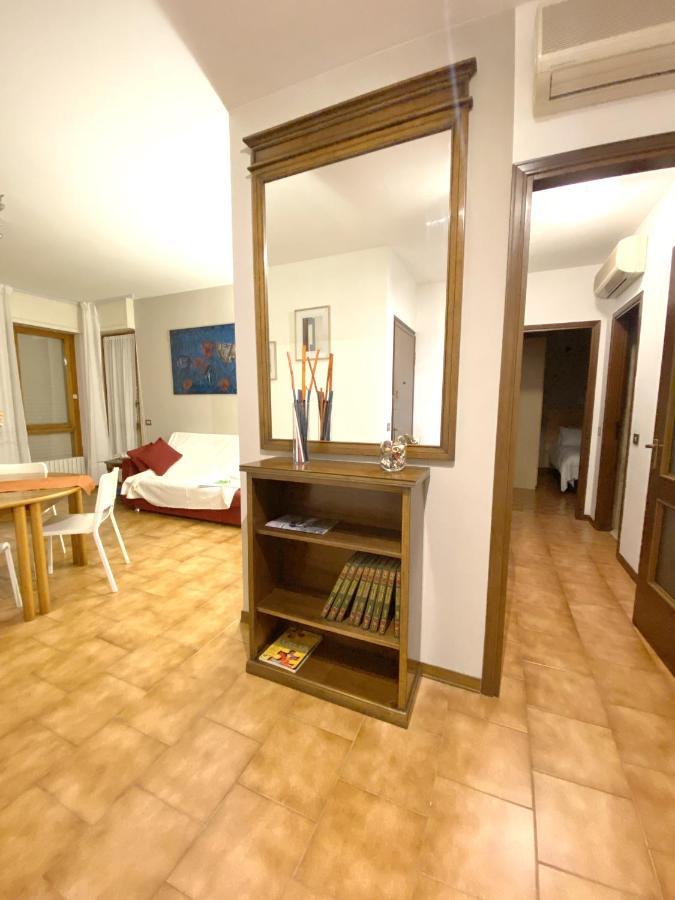 Casa Del Pordenone Apartamento Cortemaggiore Exterior foto